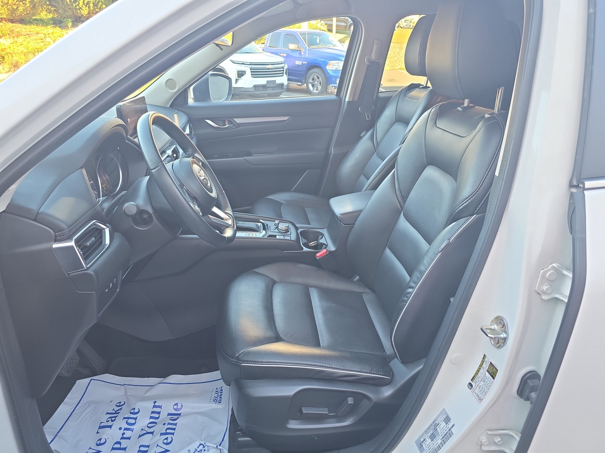 2024 Mazda CX-5 2.5 Select photo 2