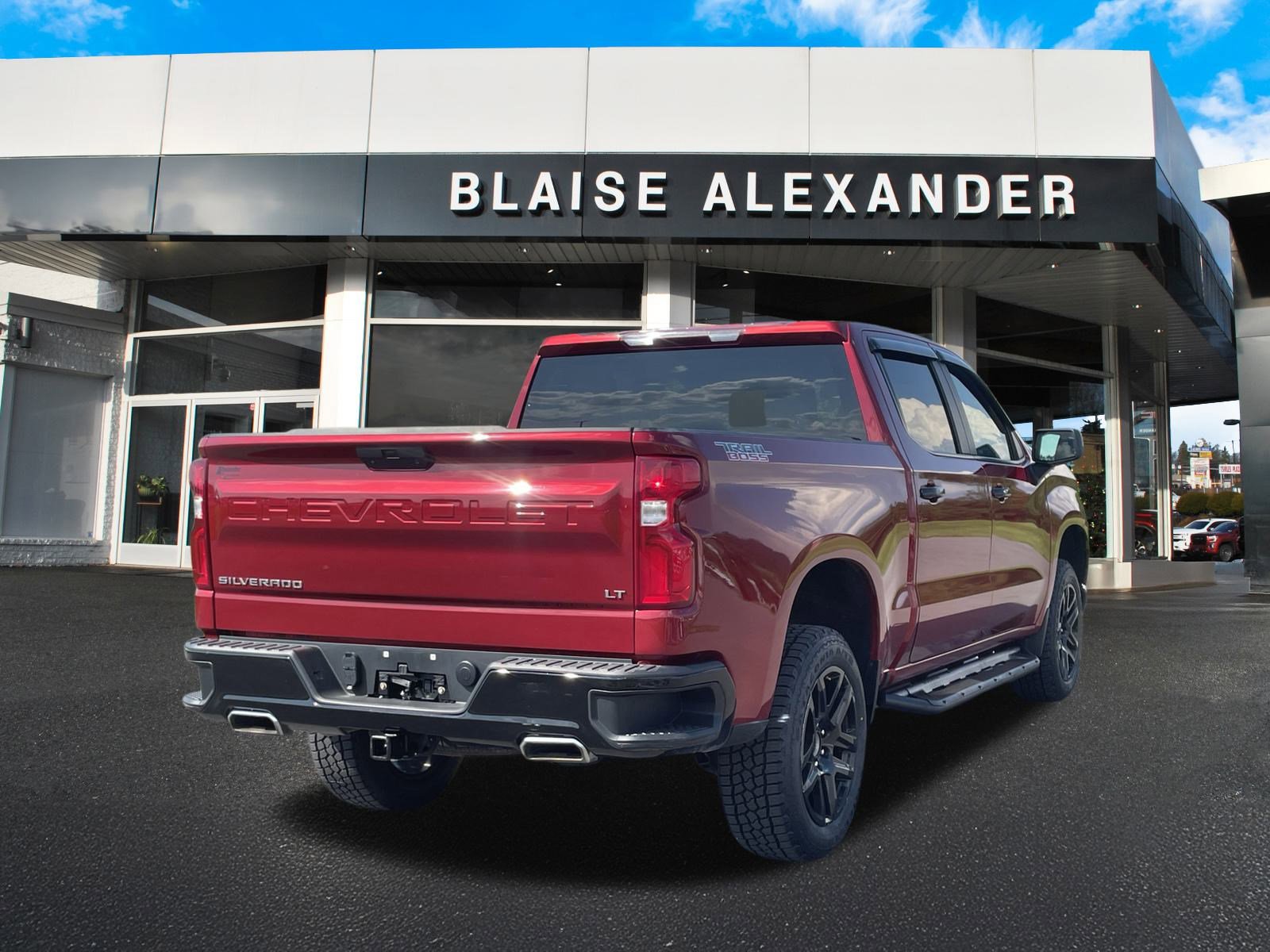2021 Chevrolet Silverado 1500 LT Trail Boss photo 3
