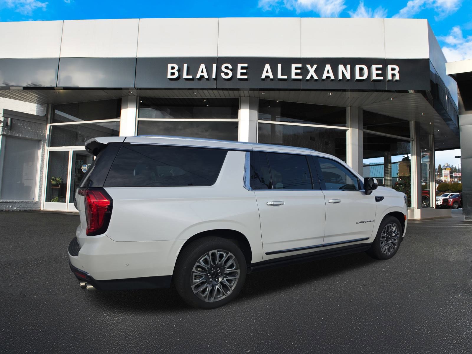 2023 Gmc Yukon XL Denali Ultimate photo 4