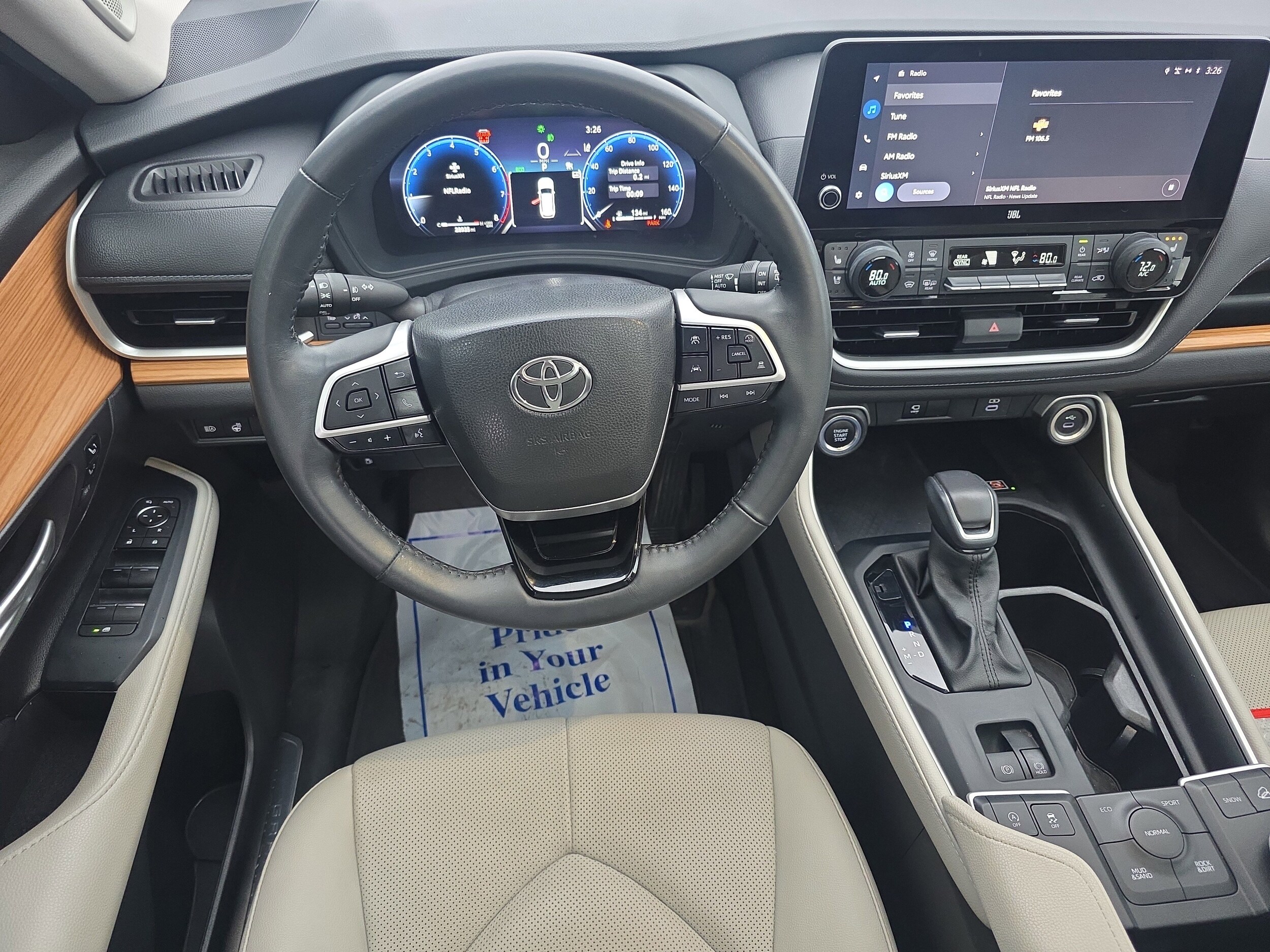 2024 Toyota Grand Highlander XLE photo 2