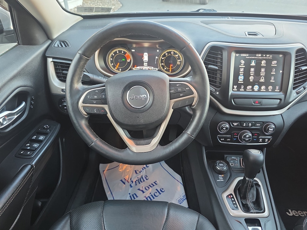 Used 2016 Jeep Cherokee Limited 4x4 SUV