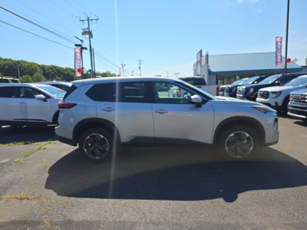 Used 2025 Nissan Rogue SV SUV