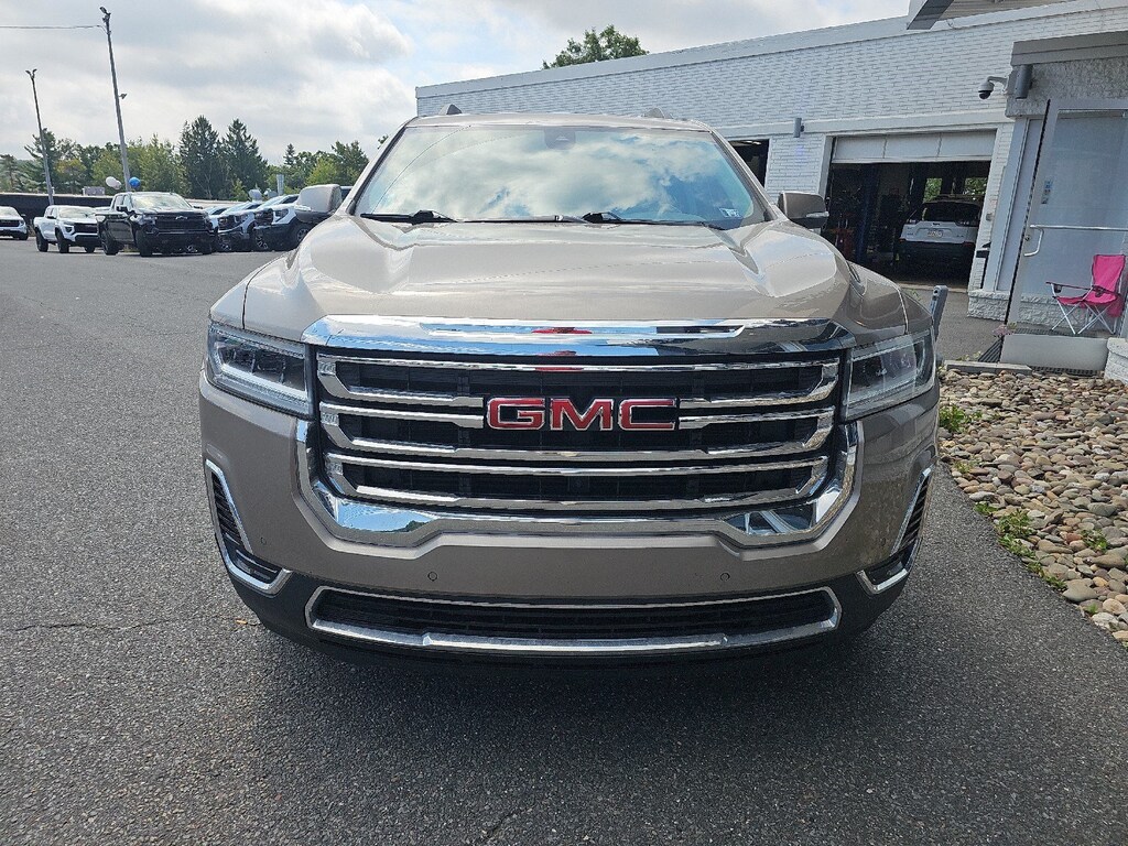 Used 2023 GMC Acadia SLE SUV