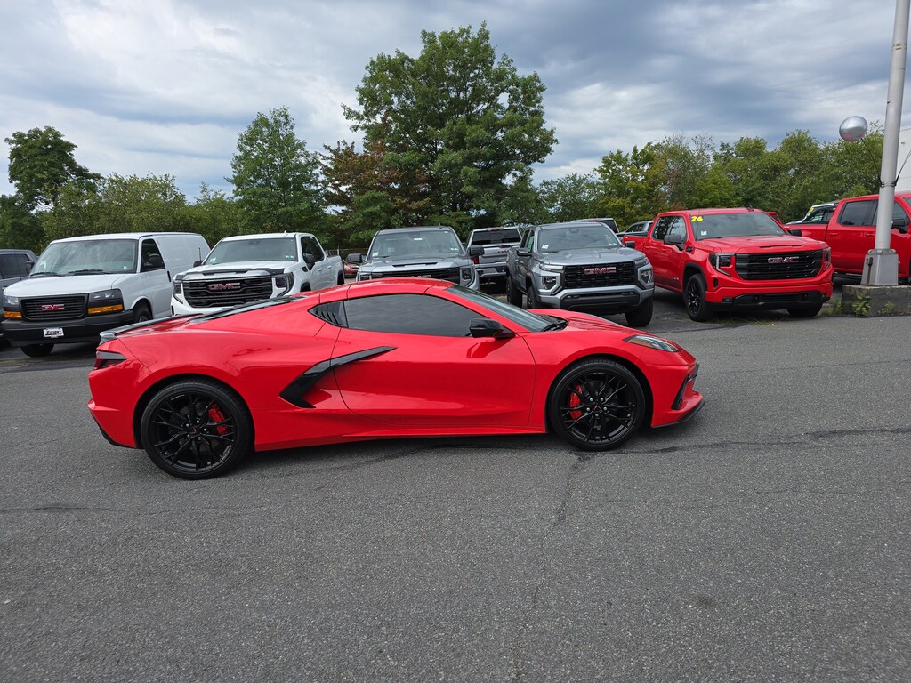 Used 2024 Chevrolet Corvette Stingray w/2LT Coupe