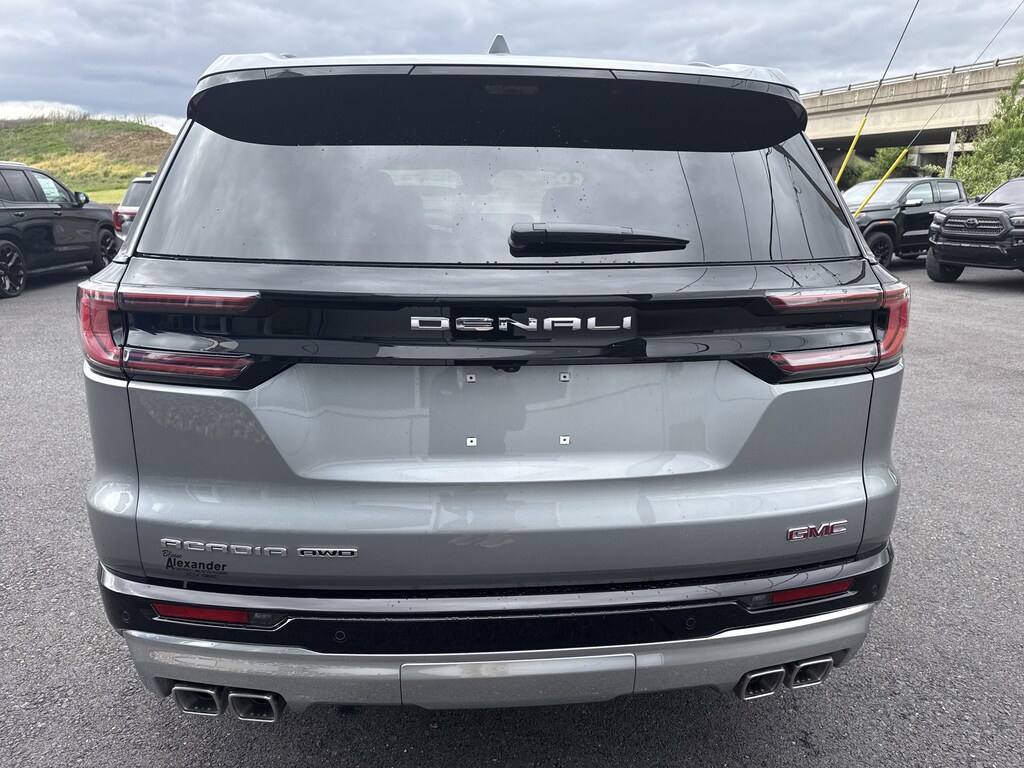 New 2026 GMC Acadia Denali SUV