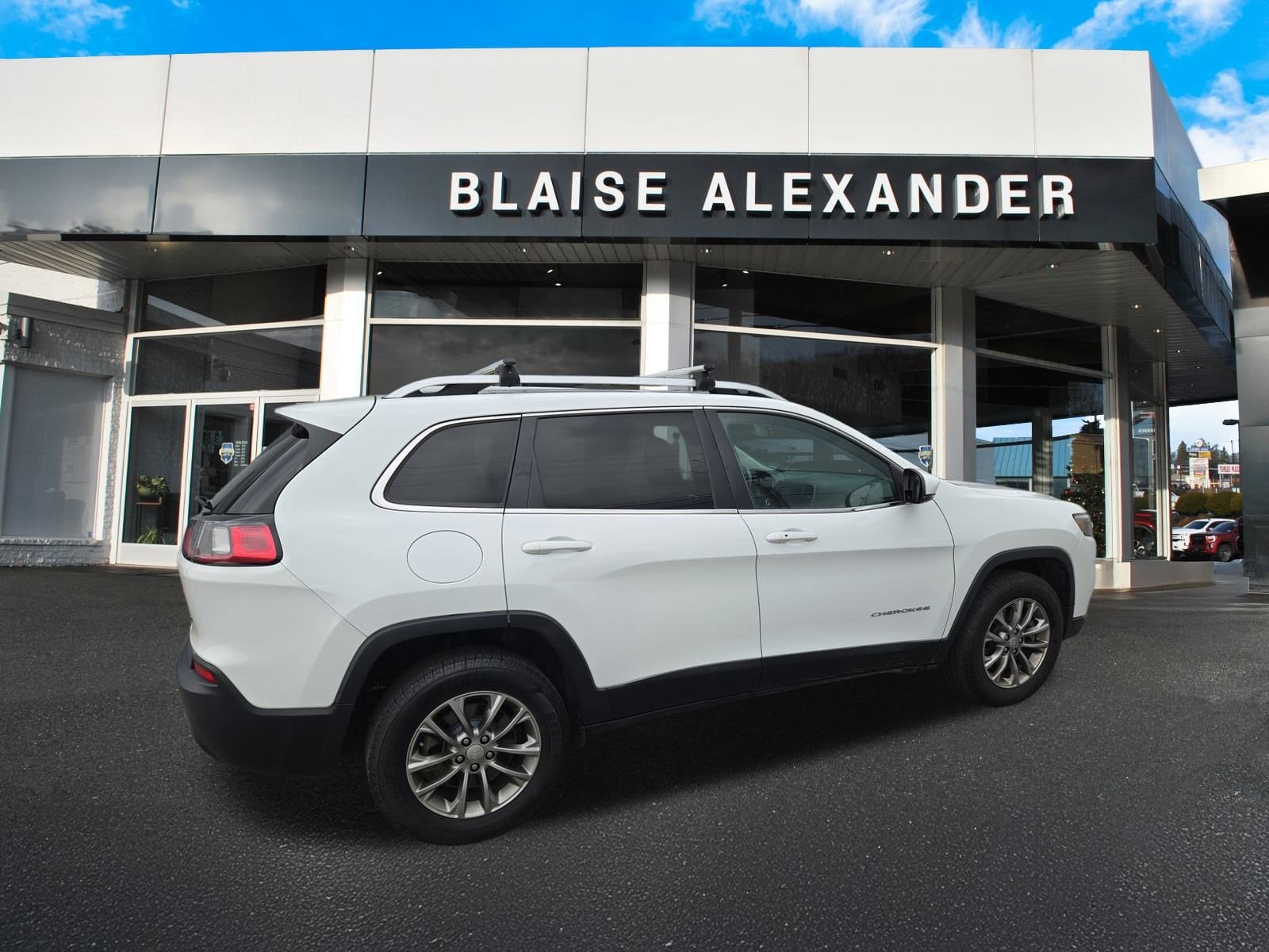 Used 2019 Jeep Cherokee Latitude Plus with VIN 1C4PJMLX8KD343663 for sale in Montoursville, PA