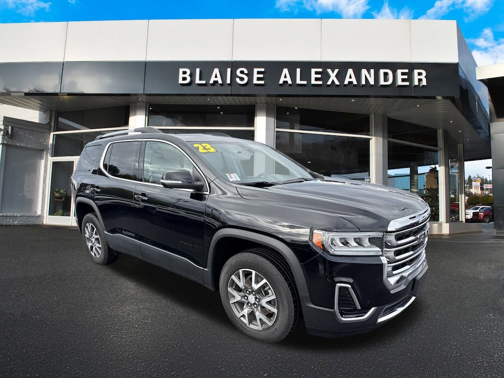 Used 2023 GMC Acadia SLE SUV