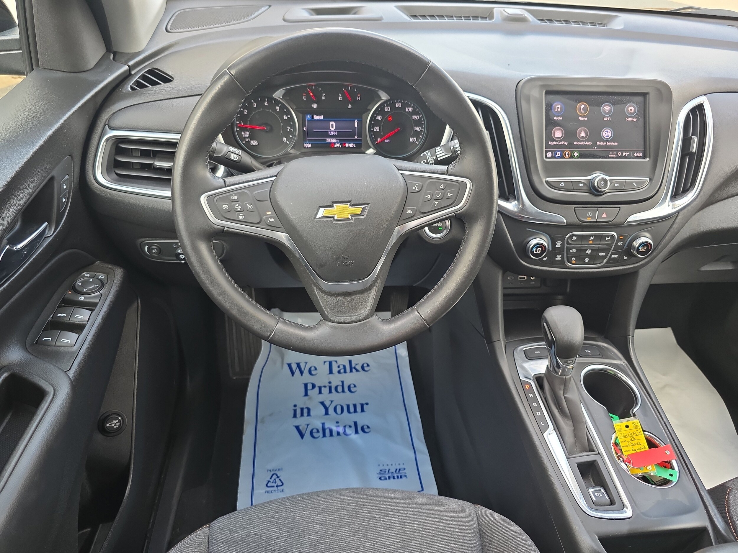 2022 Chevrolet Equinox LT photo 2