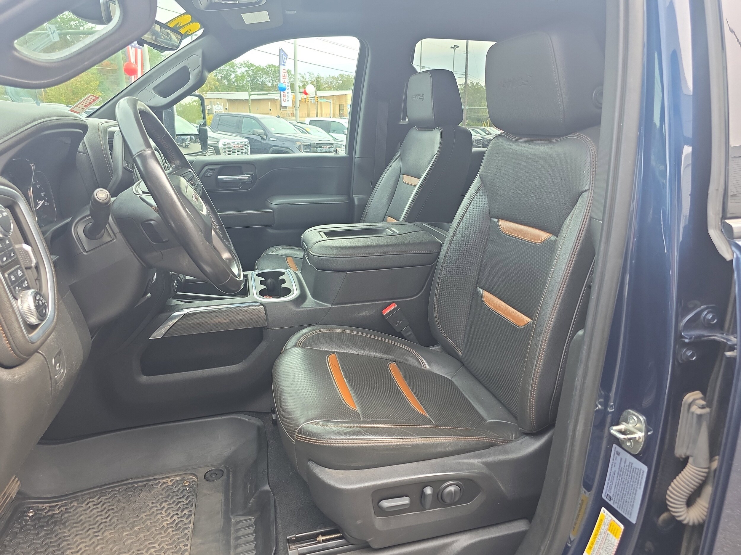 2022 Gmc Sierra 2500 HD AT4 photo 2