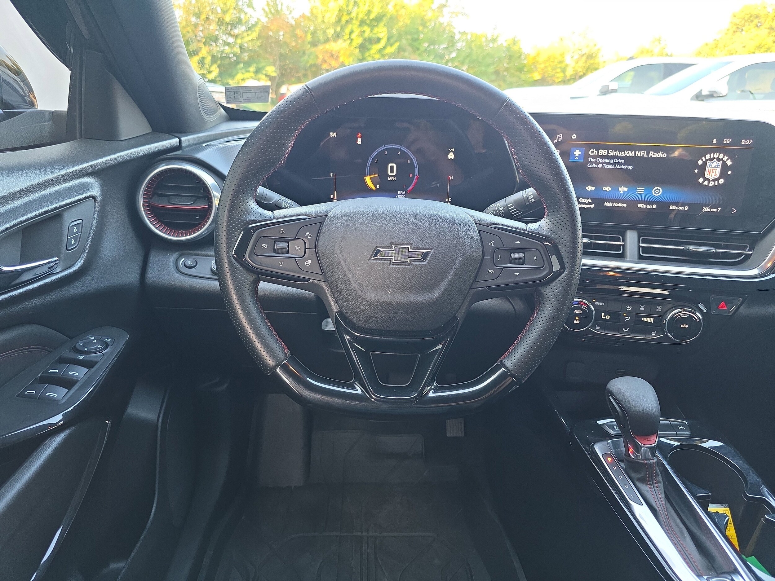 2024 Chevrolet Trax photo 3