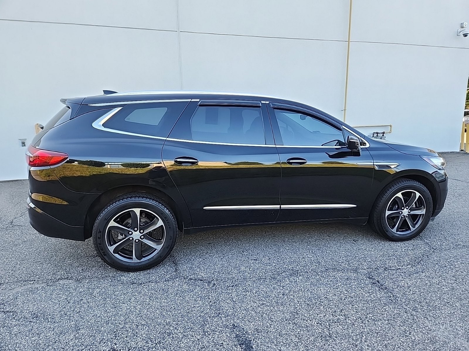 Used 2020 Buick Enclave Essence with VIN 5GAEVAKW7LJ115029 for sale in Hazle Township, PA