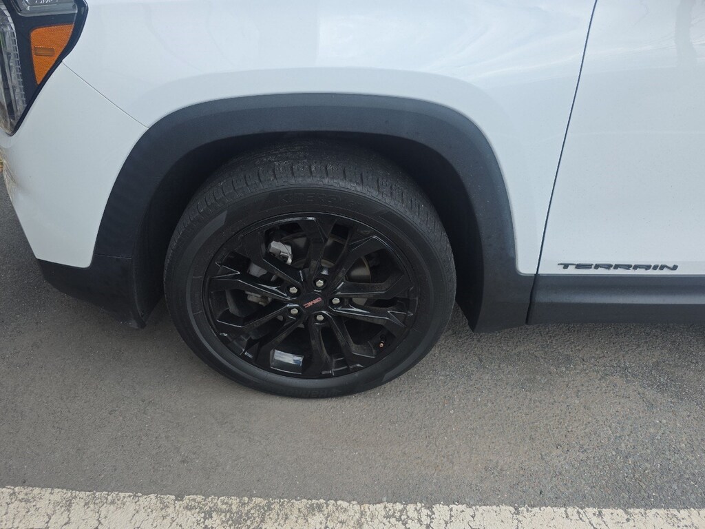 Used 2022 GMC Terrain SLE SUV