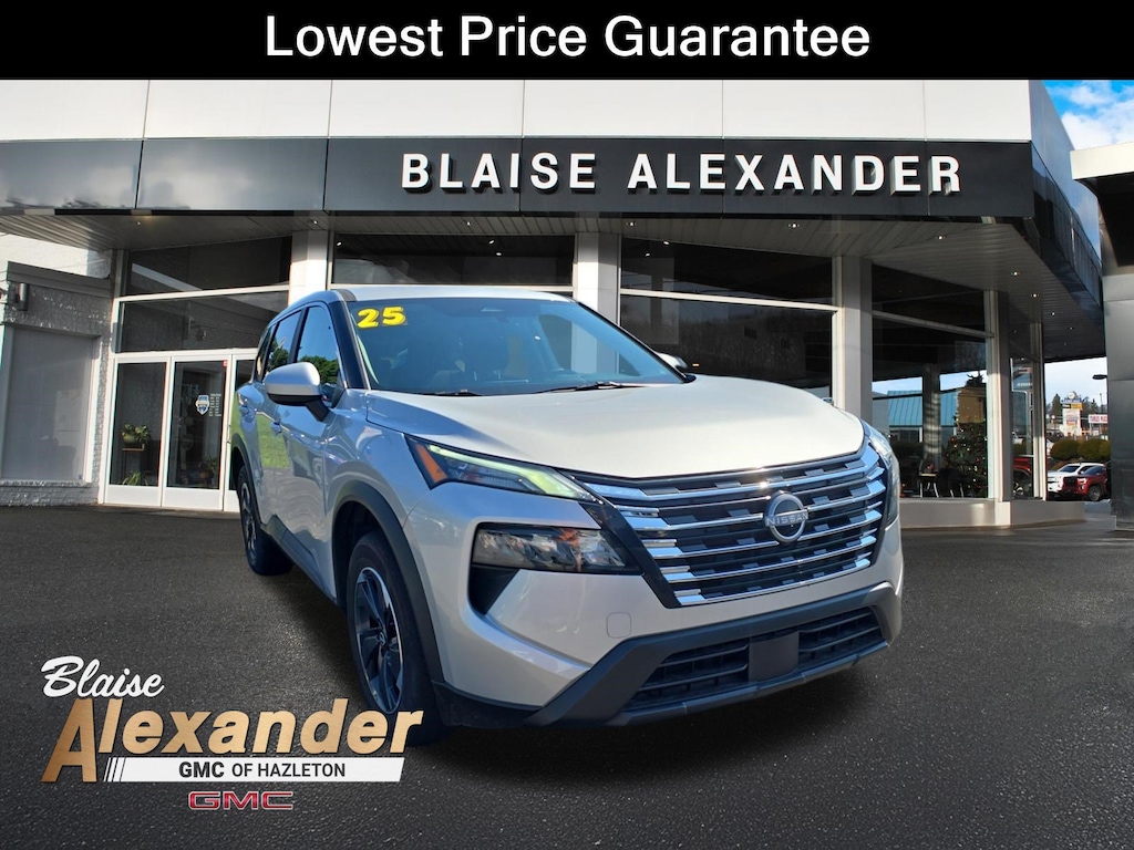 Used 2025 Nissan Rogue SV SUV
