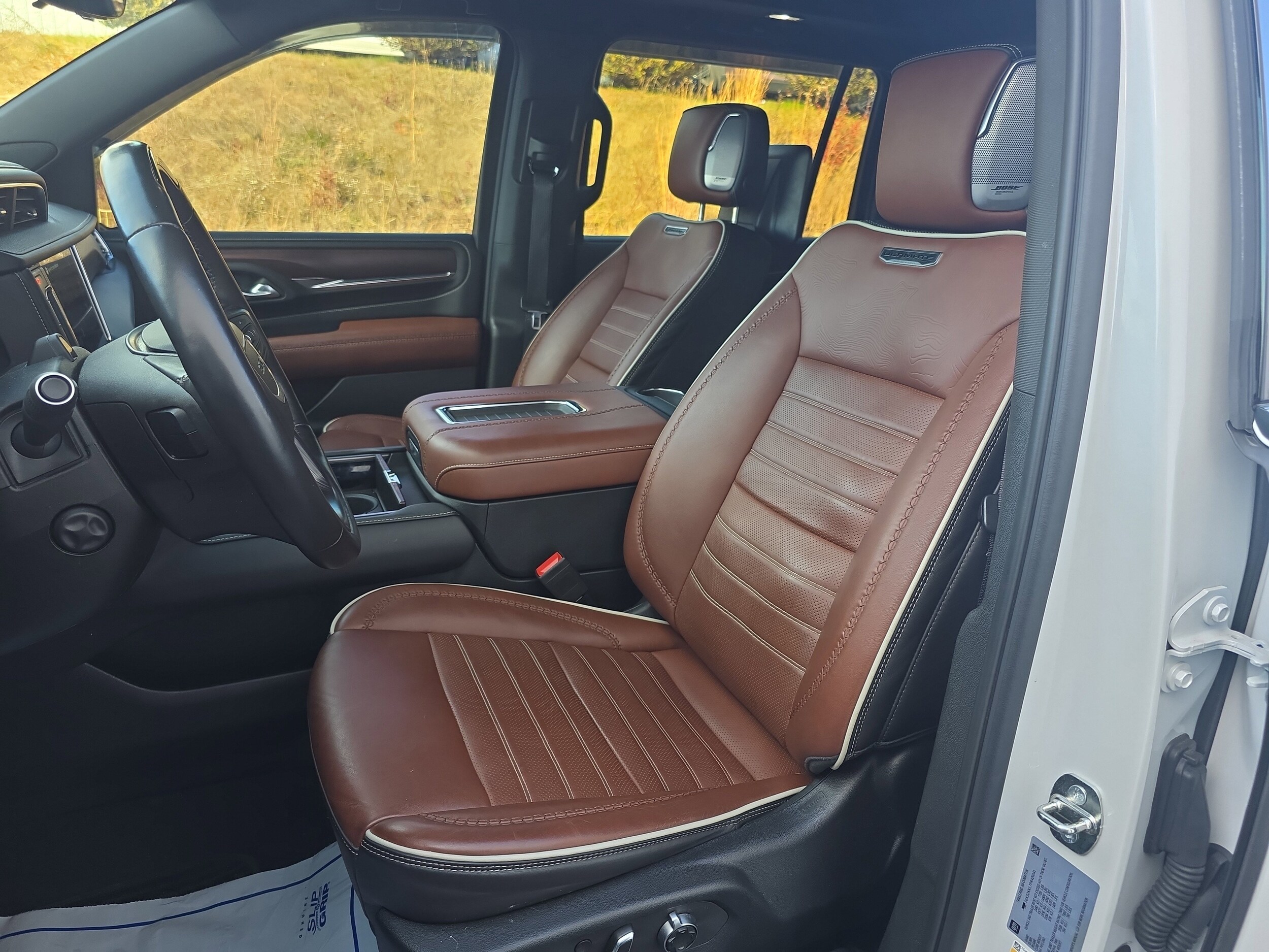 2023 Gmc Yukon XL Denali Ultimate photo 2