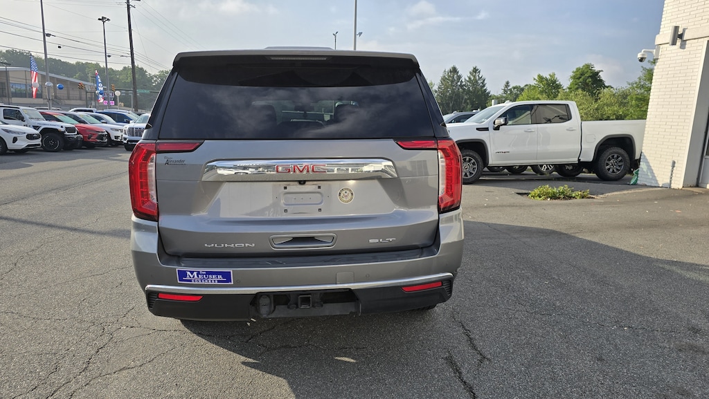 Used 2022 GMC Yukon XL SLT SUV