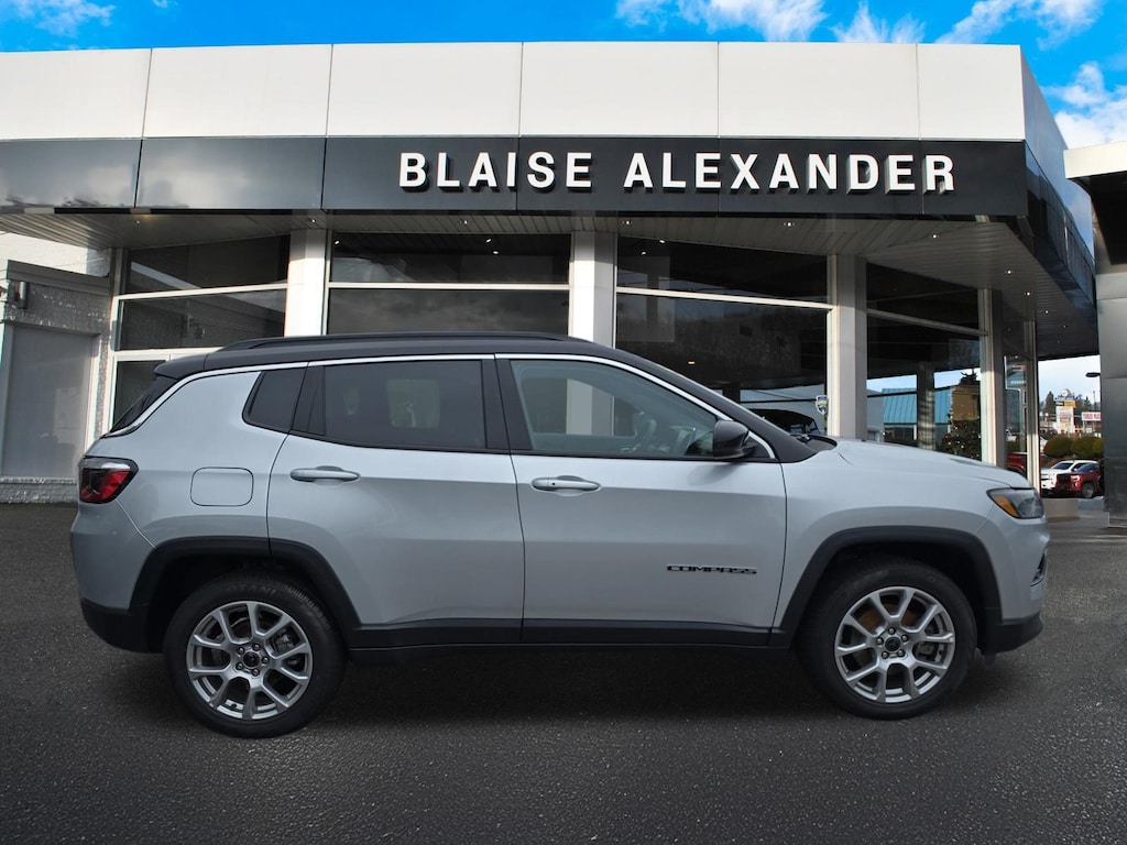 Used 2025 Jeep Compass Limited SUV