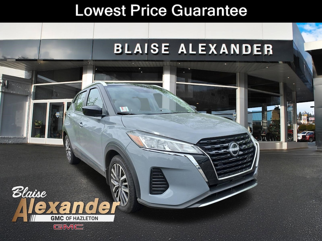 Used 2024 Nissan Kicks SV SUV