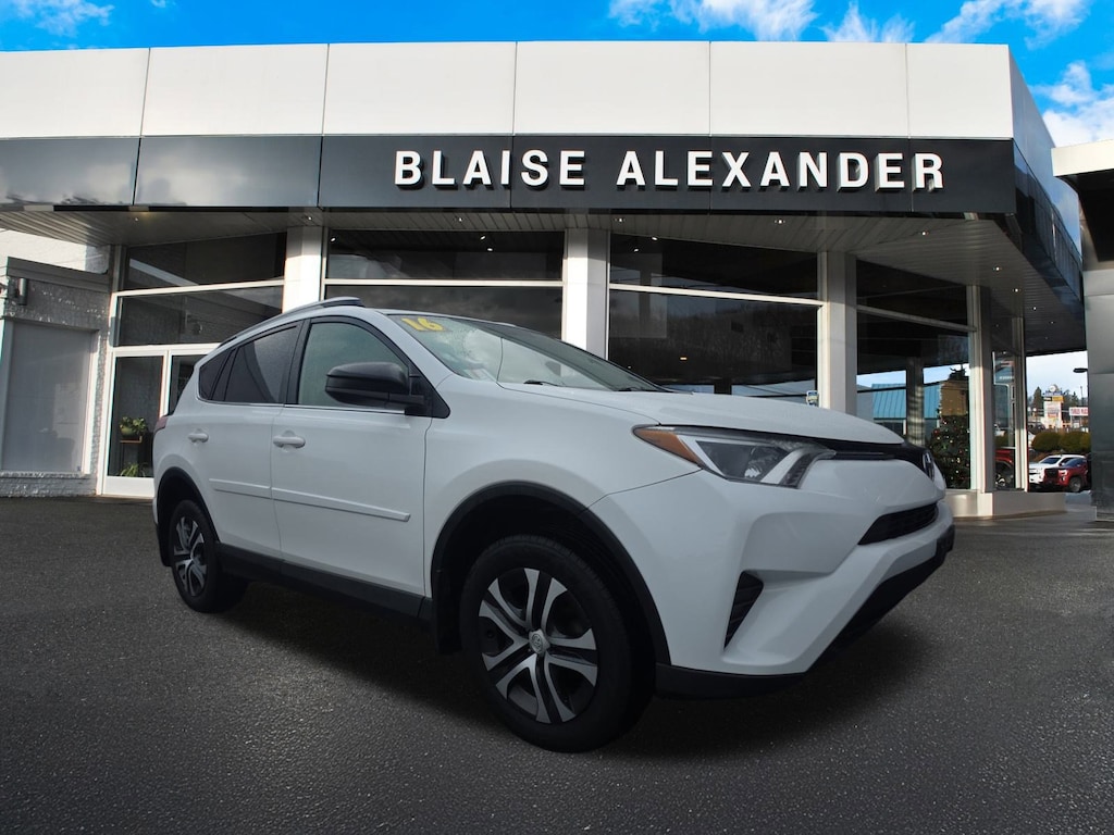 Used 2016 Toyota RAV4 LE SUV