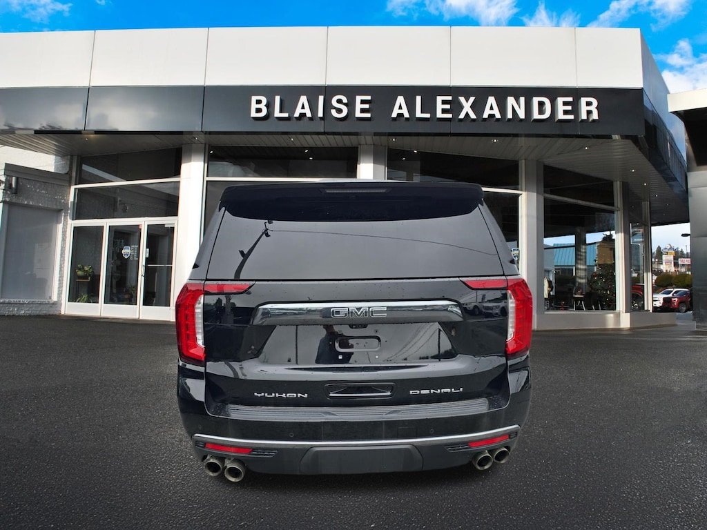 Used 2023 GMC Yukon XL Denali Ultimate SUV