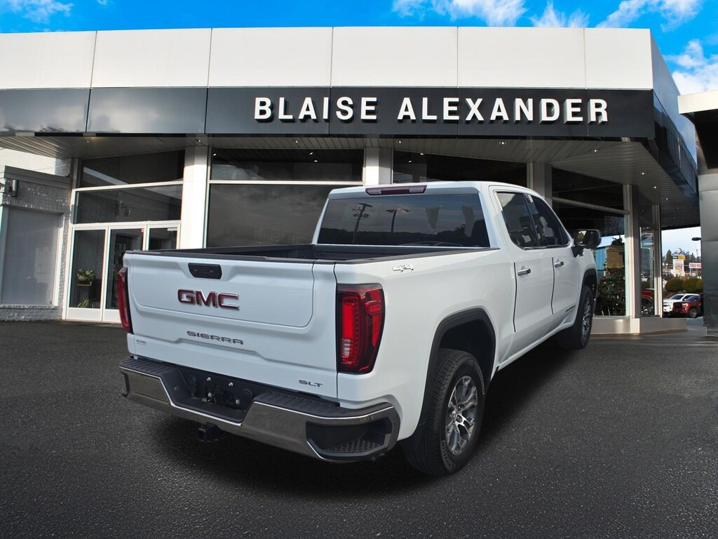 New 2026 GMC Sierra 1500 SLT Truck Crew Cab