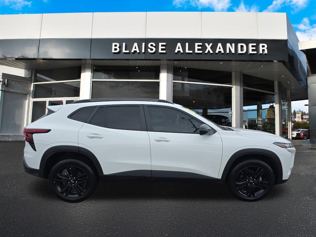 Used 2024 Chevrolet Trax ACTIV SUV