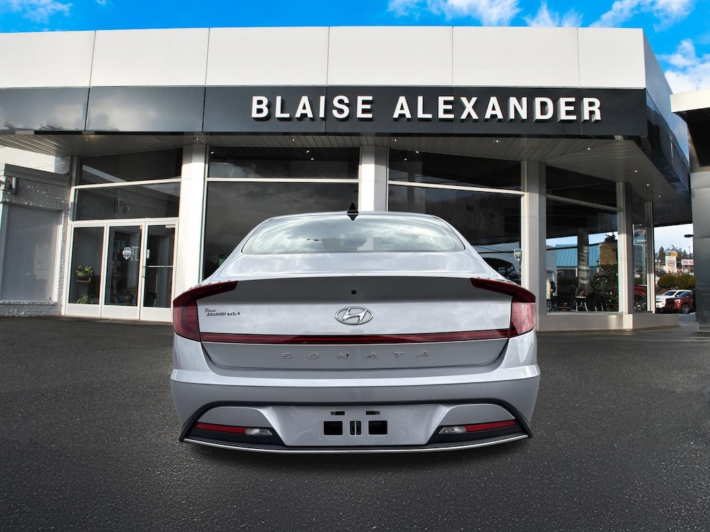Used 2023 Hyundai Sonata SE Sedan