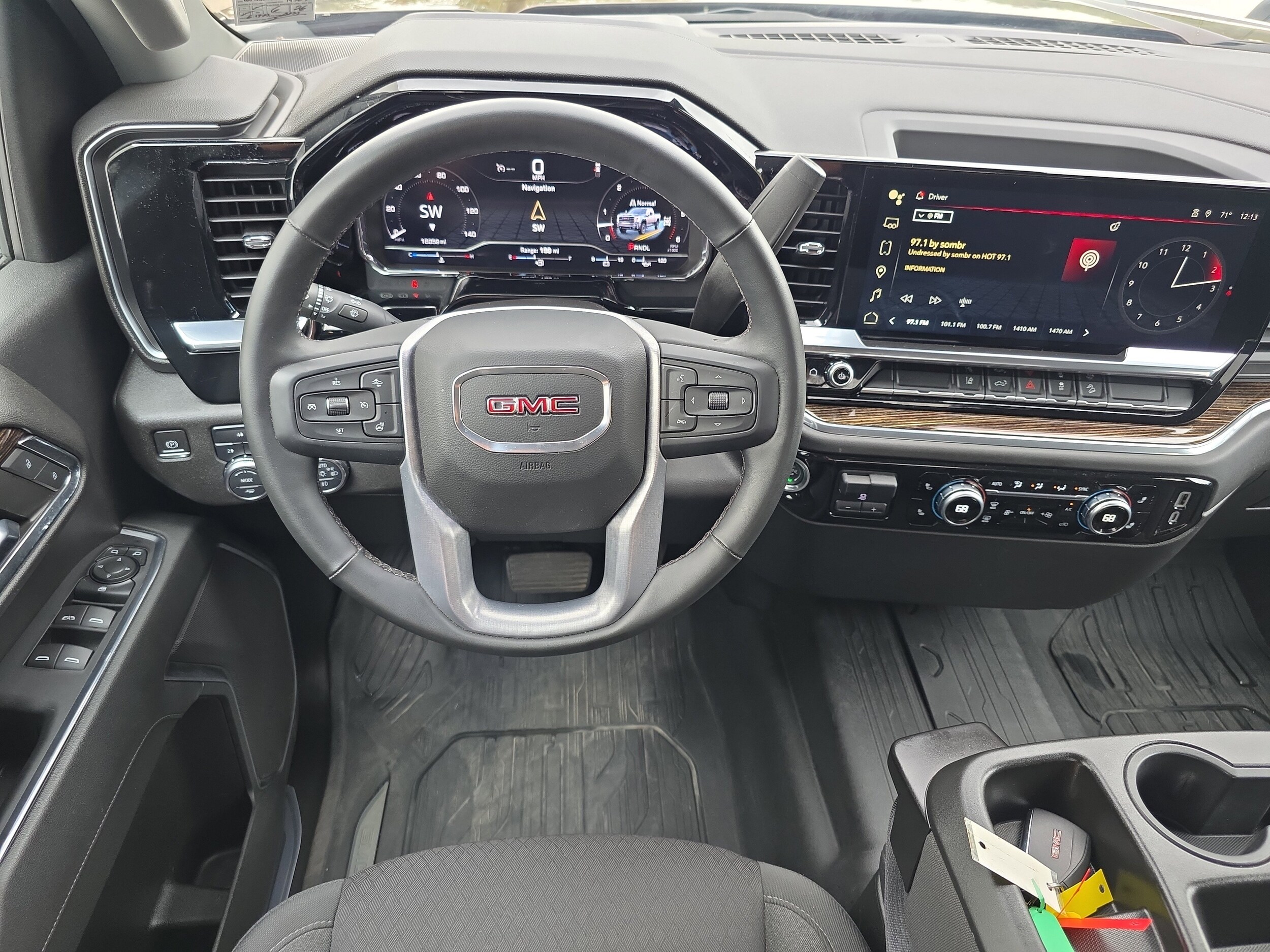 2024 Gmc Sierra 2500 HD SLE photo 2