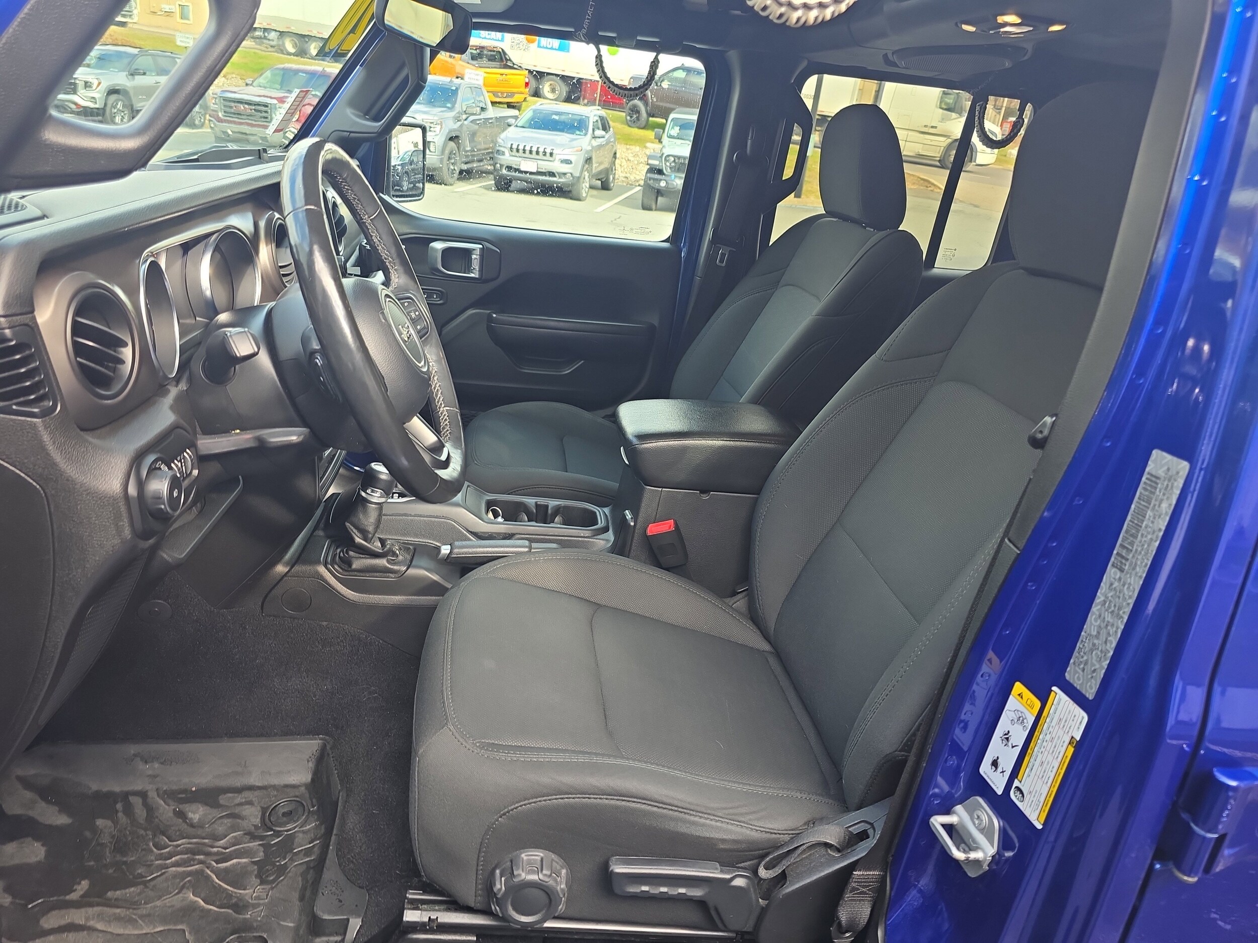 2020 Jeep Wrangler Unlimited Sport S photo 2