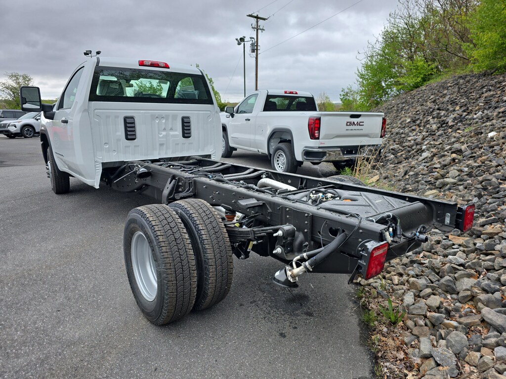 New 2026 GMC Sierra 3500 HD Chassis Cab Pro Truck Regular Cab