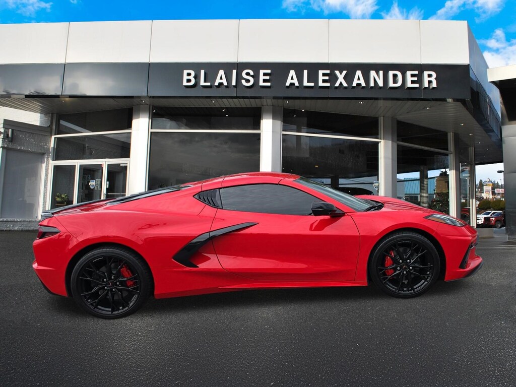 Used 2024 Chevrolet Corvette Stingray w/2LT Coupe