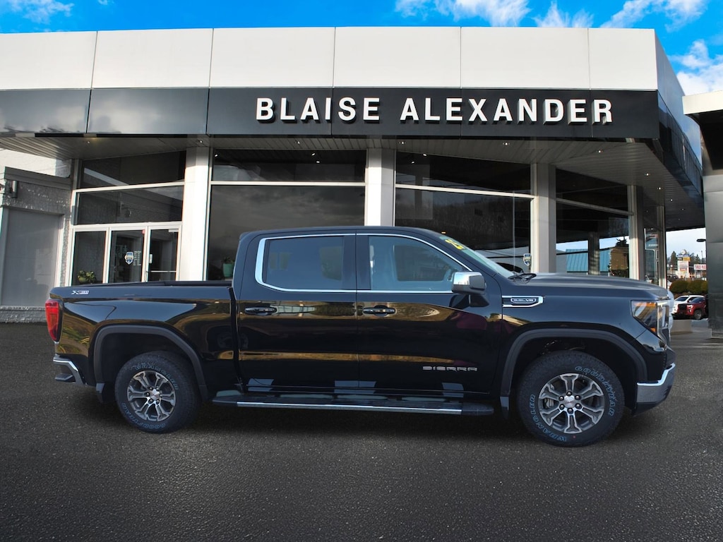 New 2025 GMC Sierra 1500 SLE Truck Crew Cab