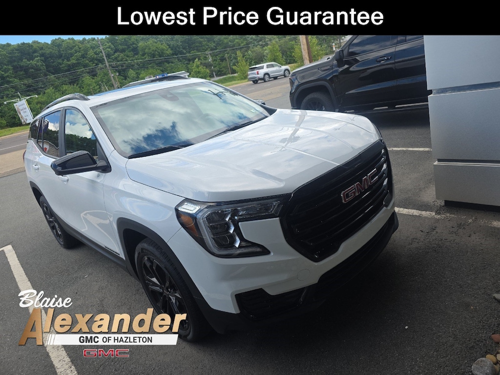 Used 2022 GMC Terrain SLE SUV