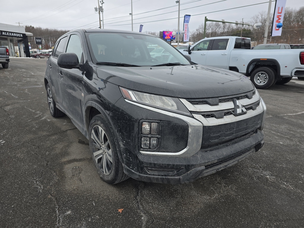 Used 2025 Mitsubishi Outlander Sport 2.0 ES SUV