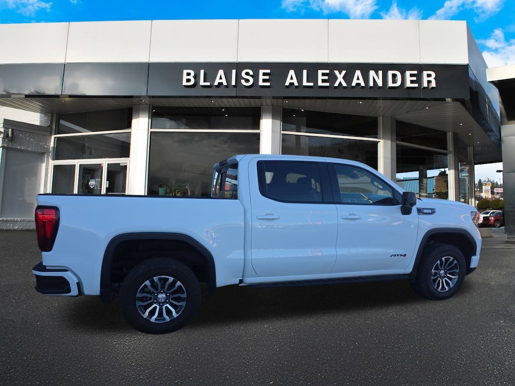 Used 2023 GMC Sierra 1500 AT4 Truck Crew Cab