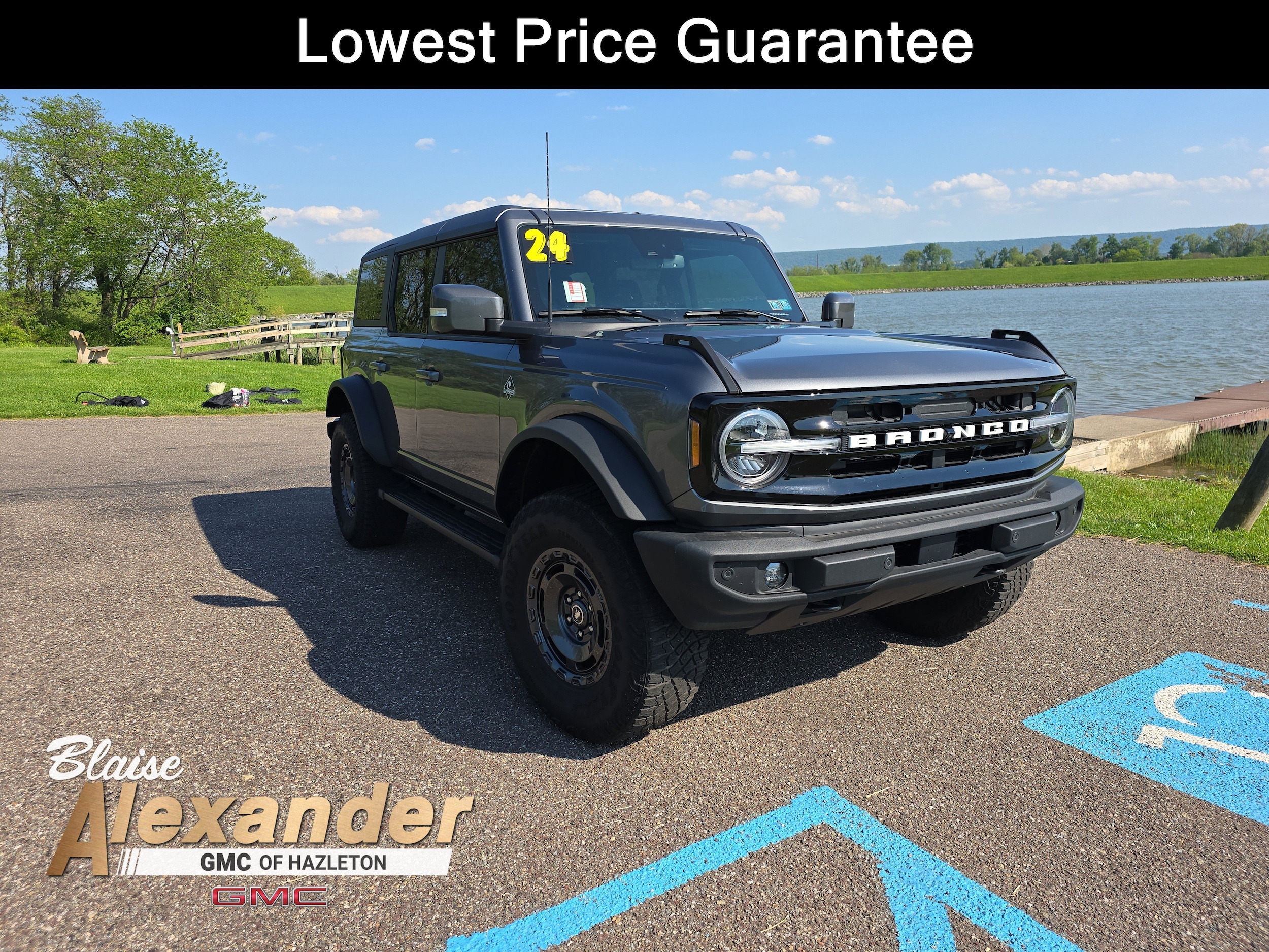 2024 Ford Bronco Outer Banks 4x4's photo