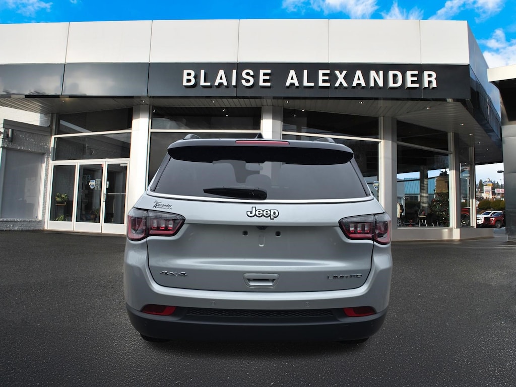 Used 2025 Jeep Compass Limited SUV