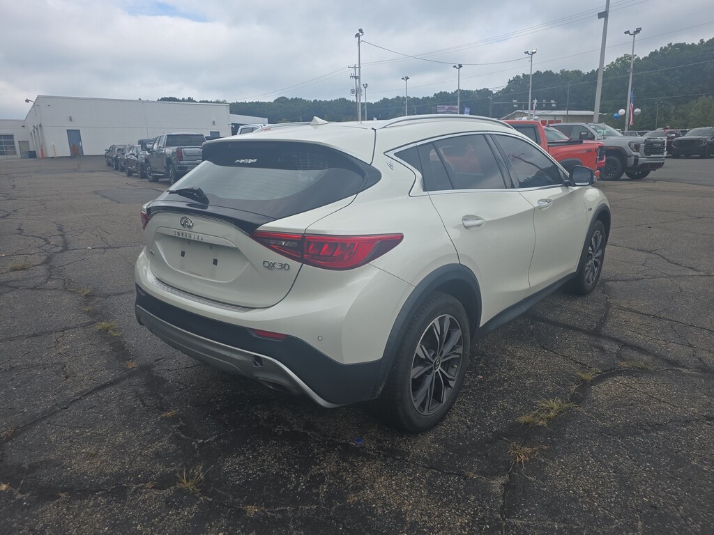 Used 2017 INFINITI QX30 Premium SUV