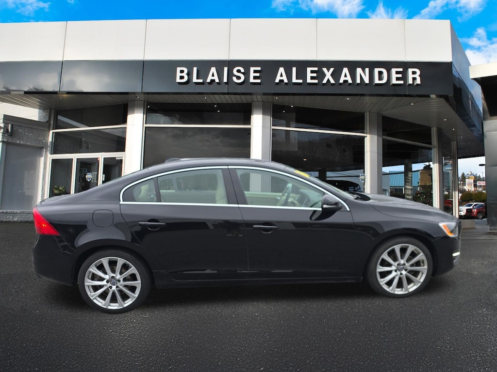 Used 2016 Volvo S60 T5 Platinum Inscription Sedan