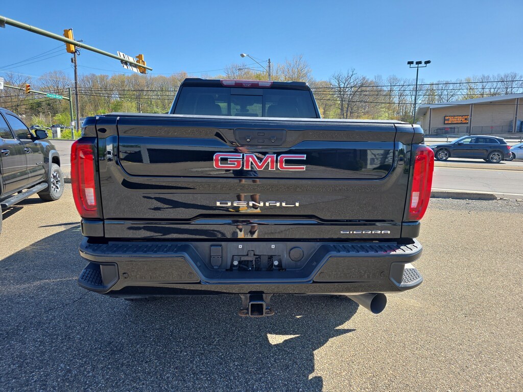 Used 2022 GMC Sierra 2500 HD Denali Truck Crew Cab