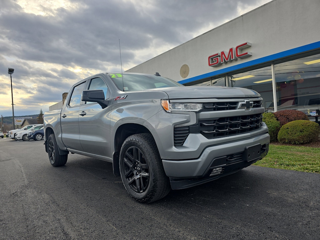 Used 2023 Chevrolet Silverado 1500 RST Truck Crew Cab