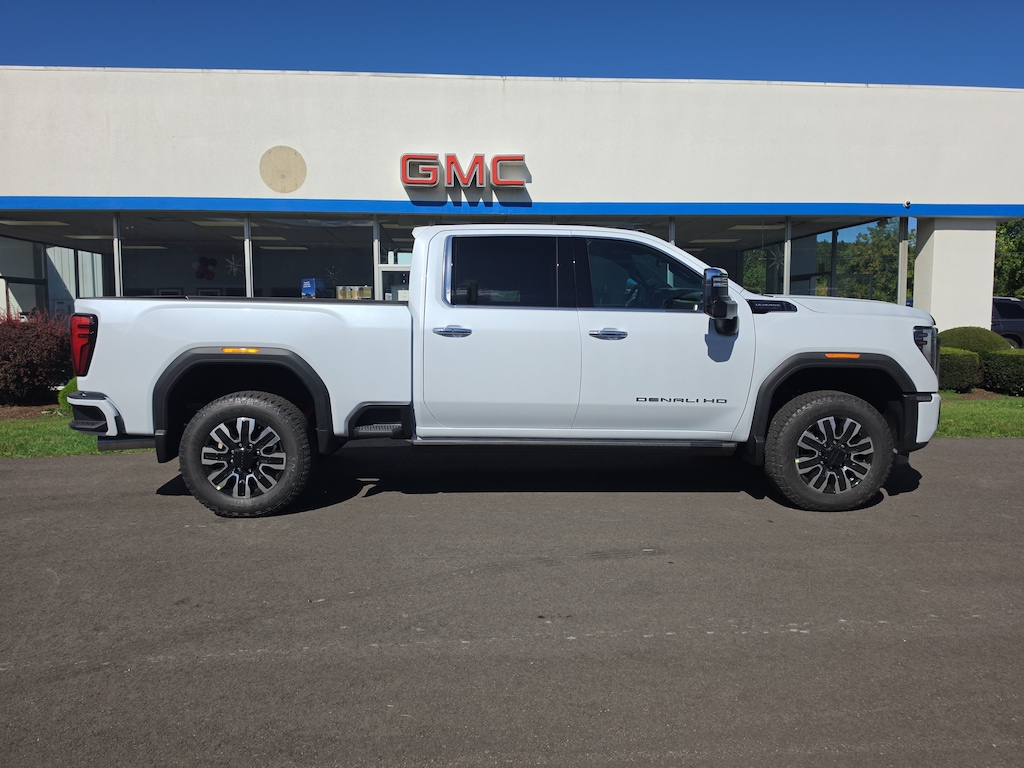 New 2026 GMC Sierra 2500 HD Denali Ultimate Truck Crew Cab