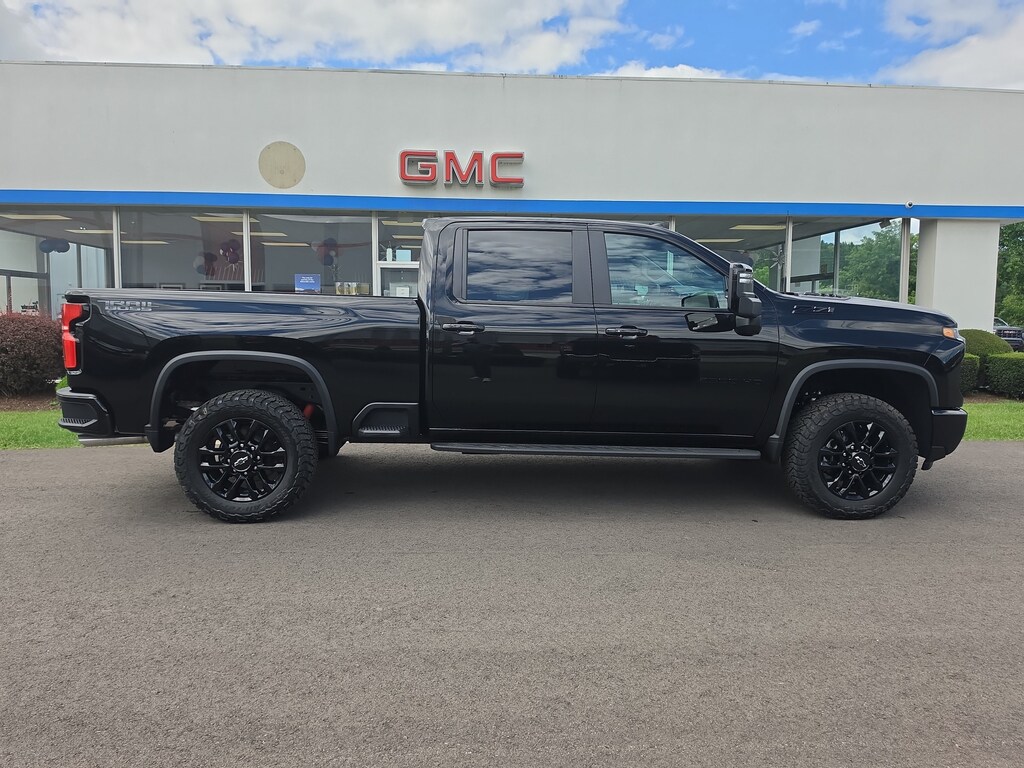 New 2026 Chevrolet Silverado 2500 HD LT Truck Crew Cab