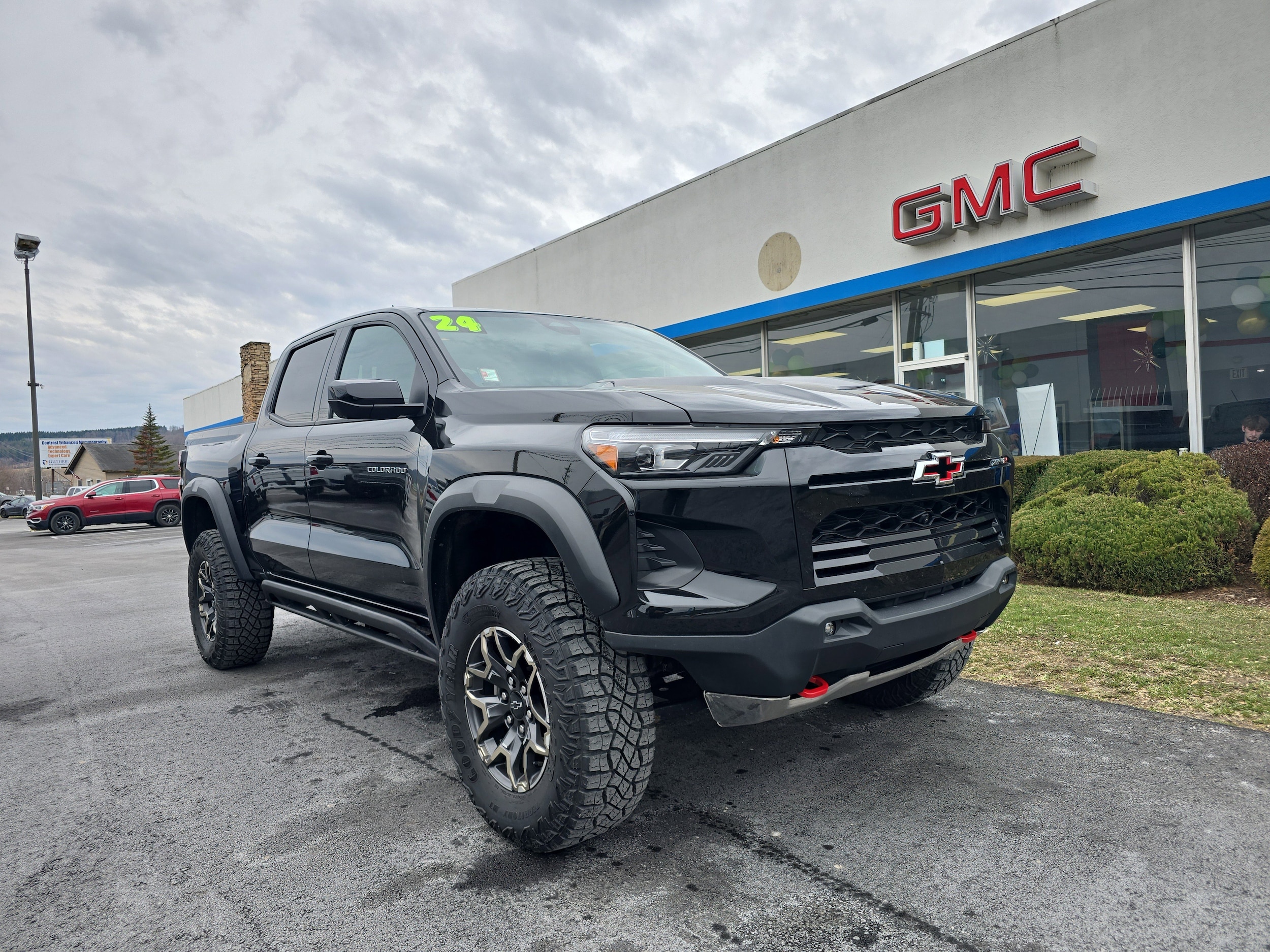 2024 Chevrolet Colorado Truck Crew Cab 
