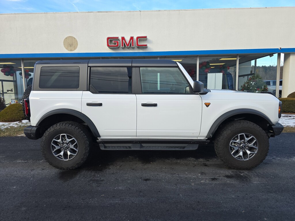 Used 2024 Ford Bronco Badlands SUV