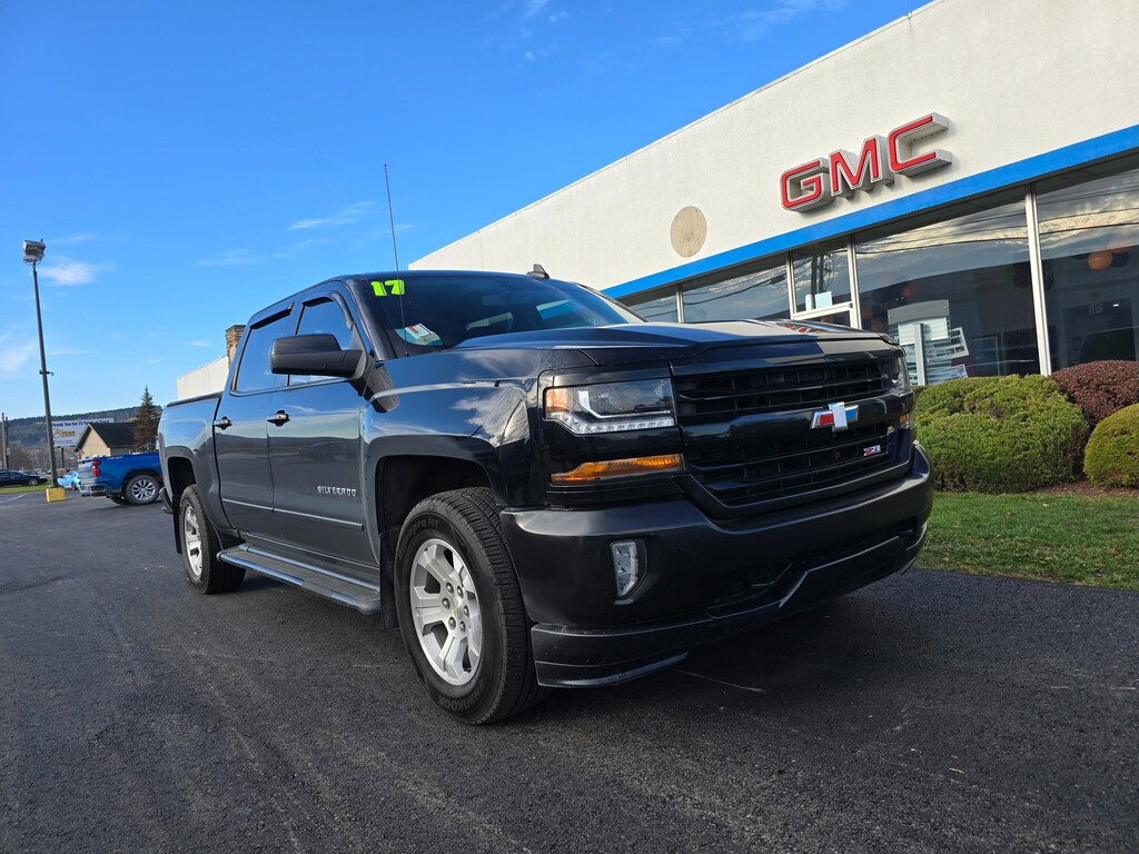 Used 2017 Chevrolet Silverado 1500 LT Truck Crew Cab