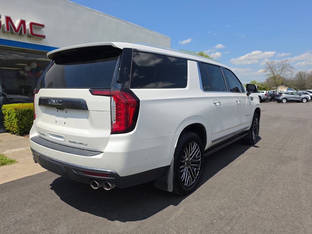 Used 2023 GMC Yukon XL Denali Ultimate SUV