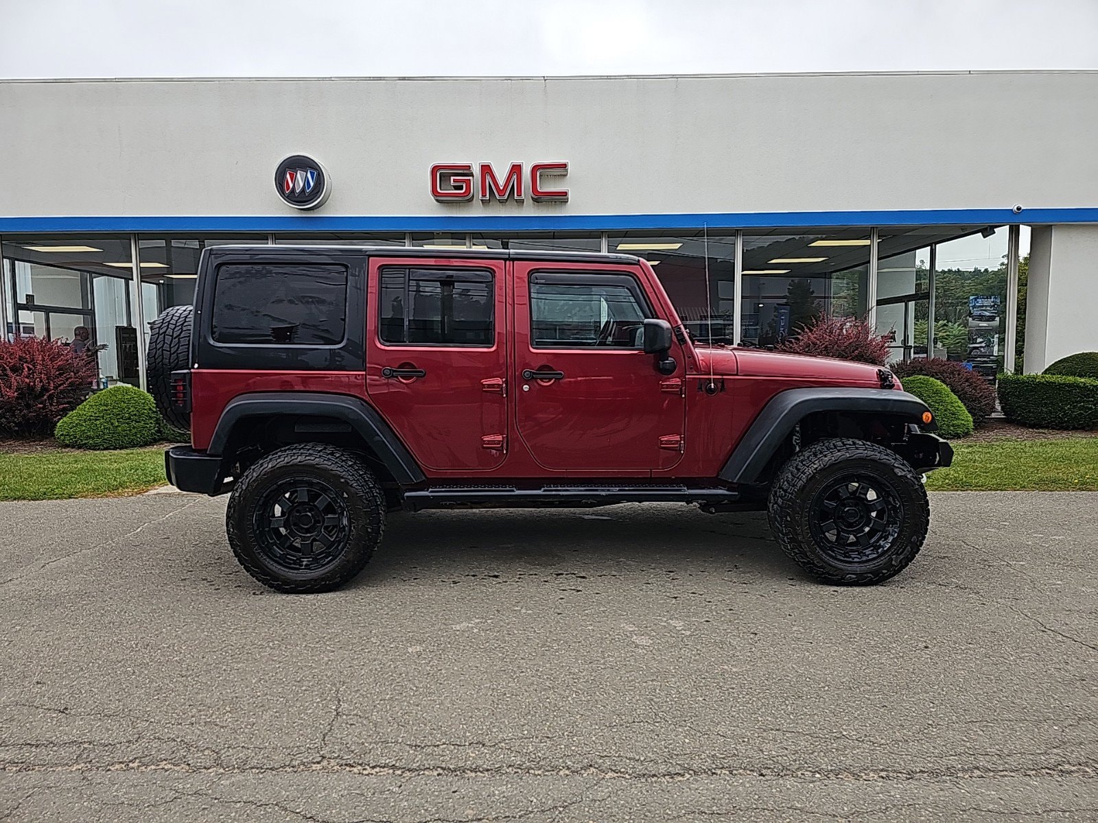 Used 2013 Jeep Wrangler Unlimited Sport with VIN 1C4BJWDG2DL595129 for sale in Montoursville, PA