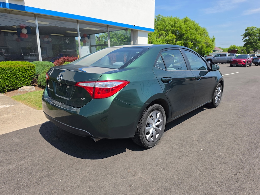 Used 2015 Toyota Corolla LE Sedan
