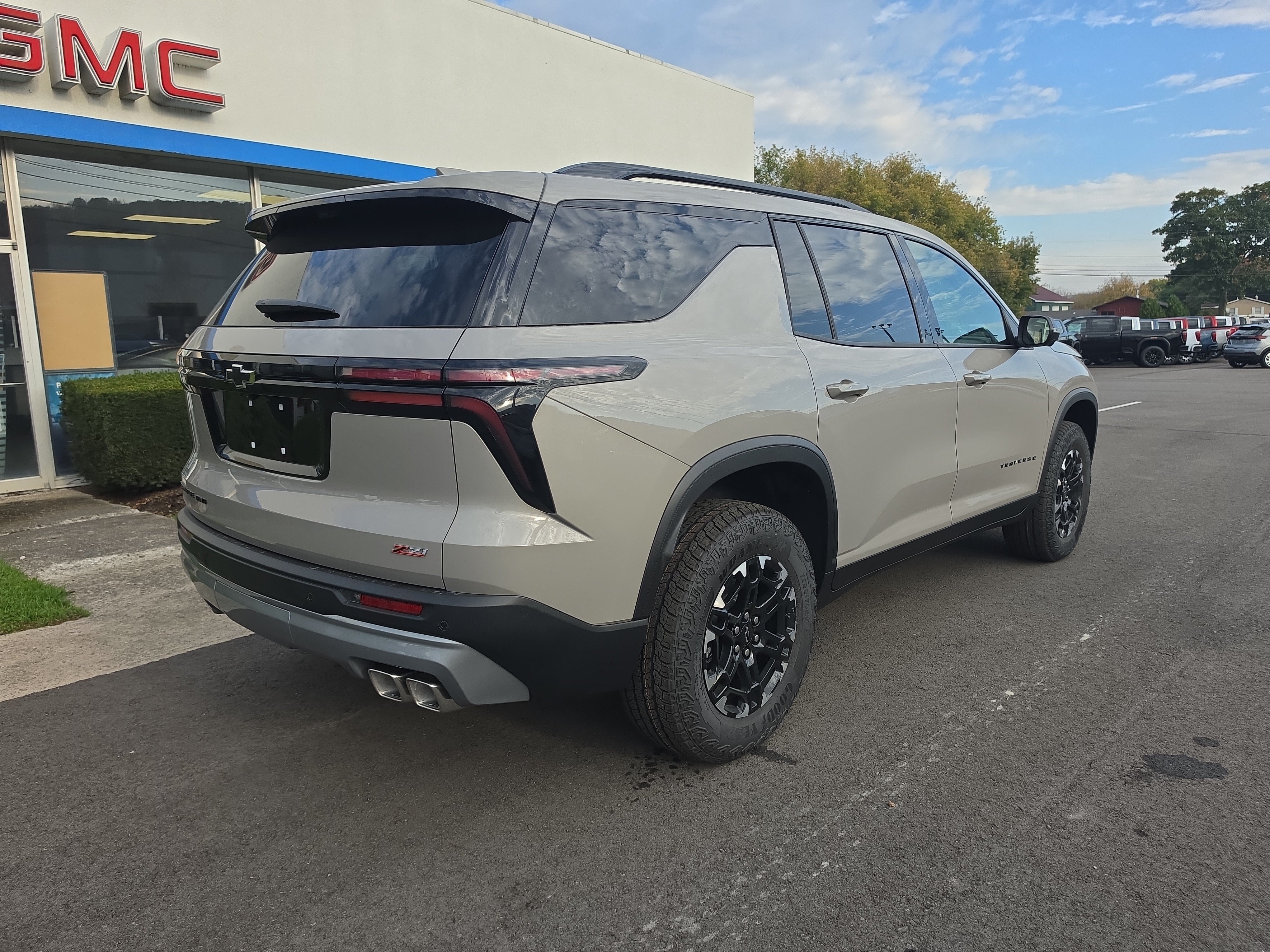 New 2027 Chevrolet Traverse AWD Z71 SUV