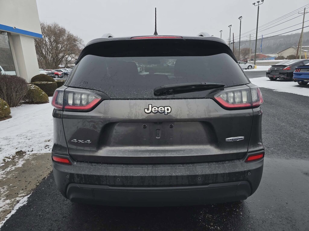 Used 2019 Jeep Cherokee Latitude Plus SUV